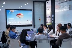 学院师生走进数字内容整合营销企业淳博（Genu